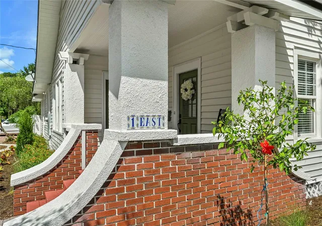 Photo 2 of Single family home for sale at 1 E Princeton St, Orlando, FL 32804 | MLS# O6444143 | Listing updated on 2026-10-07