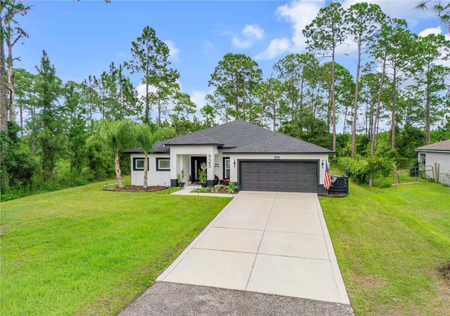 Photo 2 of Single family home for sale at 925 11th Avenue, Deland, FL 32724 | MLS# NS1089327 | Listing updated on 2026-10-03