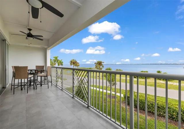 Photo 2 of Condo for sale at 1425 Park Beach Cir #124, Punta Gorda, FL 33950 | MLS# C7531088 | Listing updated on 2026-10-03