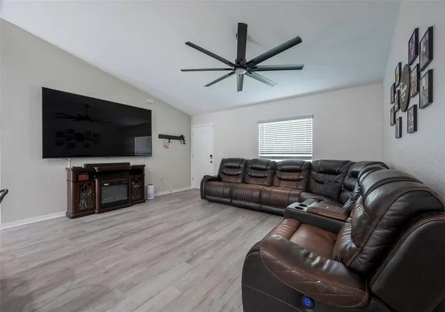 Photo 3 of Single family home for sale at 9939 N Santee Ter, Dunnellon, FL 34433 | MLS# TB8551396 | Listing updated on 2026-09-25