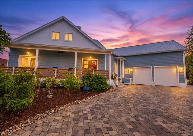 Photo 2 of Single family home for sale at 201 Tropicana Dr, Punta Gorda, FL 33950 | MLS# C7531089 | Listing updated on 2026-10-08