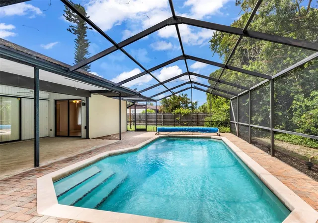 Photo 3 of Single family home for sale at 516 Missouri Rd, Venice, FL 34293 | MLS# D6148904 | Listing updated on 2026-10-09