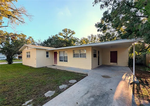 Photo 2 of Single family home for sale at 4502 S Trask St, Tampa, FL 33611 | MLS# TB8551401 | Listing updated on 2026-10-01