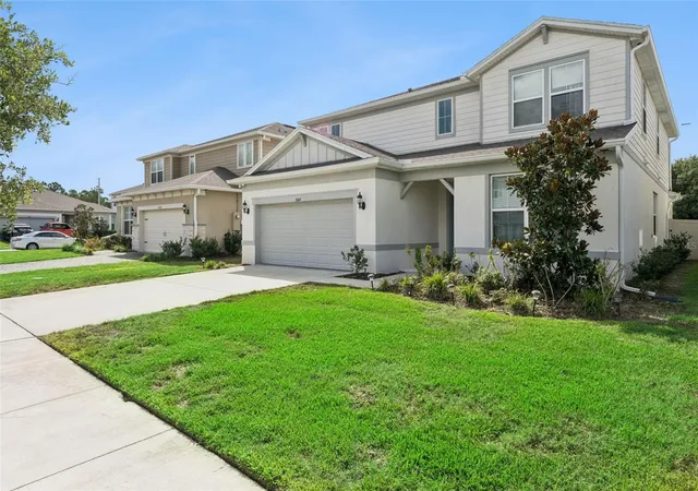 Photo 2 of Single family home for sale at 5664 Oak Knoll Dr, Saint Cloud, FL 34771 | MLS# O6444153 | Listing updated on 2026-09-24