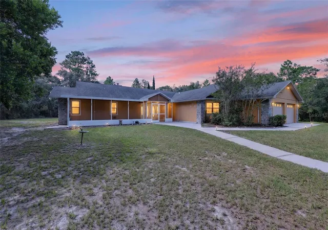 Photo 2 of Single family home for sale at 6520 W Candier Ct, Dunnellon, FL 34433 | MLS# OM732761 | Listing updated on 2026-10-01