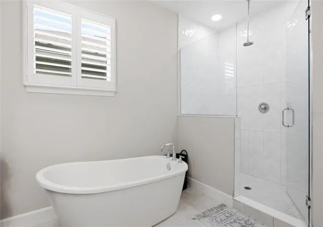 Photo 4 of Single family home for sale at 957 Talon Pl, Winter Springs, FL 32708 | MLS# O6444158 | Listing updated on 2026-09-24