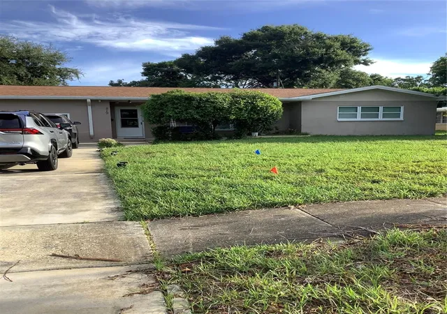 Photo 1 of Single family home for sale at 819 62nd Avenue S, Saint Petersburg, FL 33705 | MLS# TB8551412 | Listing updated on 2026-09-24