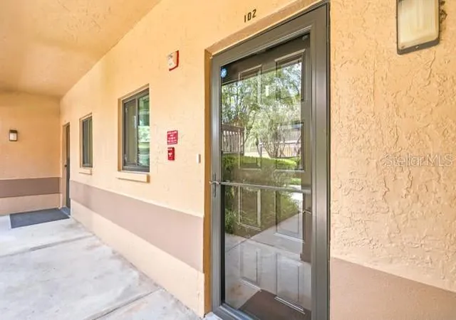 Photo 3 of Condo for sale at 2669 Sabal Springs Cir #102, Clearwater, FL 33761 | MLS# TB8551418 | Listing updated on 2026-09-24