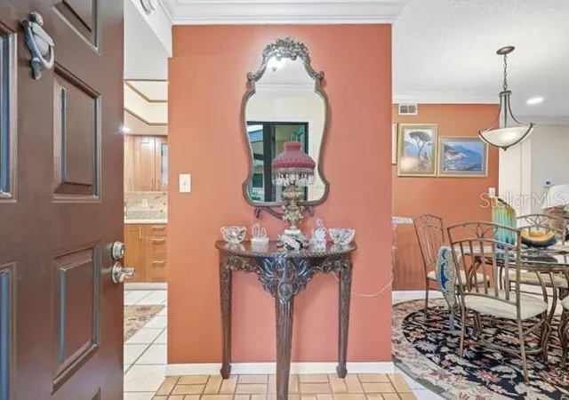 Listing Photo 4 - Condo for sale in building located at 2669 Sabal Springs Cir, Clearwater, FL 33761 - Unit #102