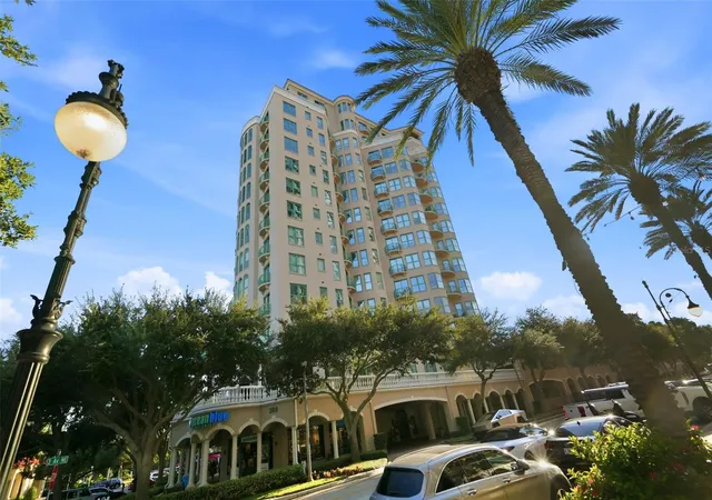 Photo 3 of Condo for sale at 288 Beach Dr Ne #10B, Saint Petersburg, FL 33701 | MLS# TB8551421 | Listing updated on 2026-10-21