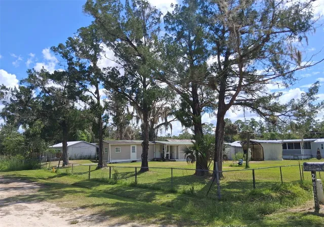 Photo 3 of Manufactured home for sale at 249 Cheryl Elaine Dr, Bunnell, FL 32110 | MLS# FC321650 | Listing updated on 2026-09-25