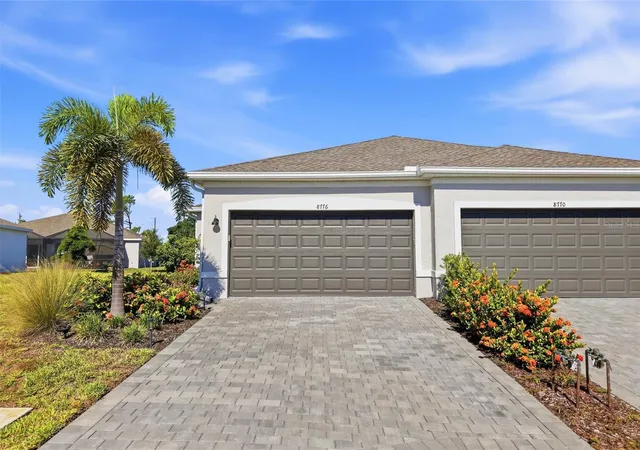 Photo 2 of Single family home for sale at 8776 Saint Kitts Cir, Englewood, FL 34224 | MLS# A4707132 | Listing updated on 2026-10-01