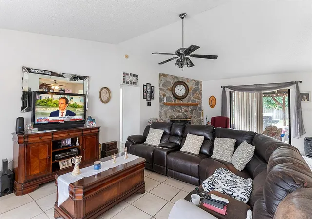 Photo 2 of Single family home for sale at 556 Awin Cir Se, Palm Bay, FL 32909 | MLS# O6444171 | Listing updated on 2026-09-24