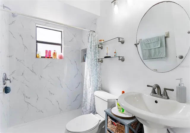 Photo 3 of Single family home for sale at 556 Awin Cir Se, Palm Bay, FL 32909 | MLS# O6444171 | Listing updated on 2026-09-24