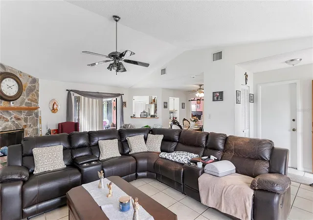 Photo 4 of Single family home for sale at 556 Awin Cir SE, Palm Bay, FL 32909 | MLS# O6444171 | Listing updated on 2026-09-24