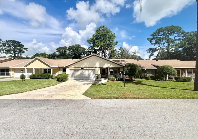 Photo 1 of House for sale at 8833 SW 98th Street Rd #C, Ocala, FL 34481 | MLS# OM732766 | Listing updated on 2026-09-24