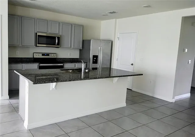 Photo 3 of Single family home for sale at 2637 Rowan St, Tavares, FL 32778 | MLS# O6444174 | Listing updated on 2026-10-03