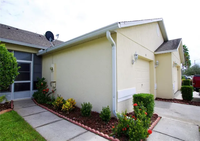Photo 1 of Townhouse for sale at 91 Clb Villas Ln, Kissimmee, FL 34744 | MLS# S5158156 | Listing updated on 2026-10-07
