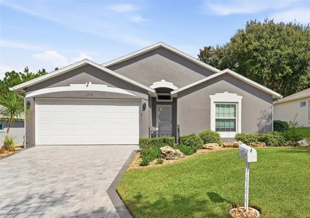 Photo 2 of Single family home for sale at 239 China Berry Cir, Davenport, FL 33837 | MLS# S5158157 | Listing updated on 2026-09-24