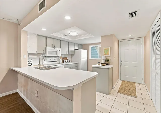 Photo 4 of Condo for sale at 12274 SW Egret Cir #3203, Lake Suzy, FL 34269 | MLS# C7531094 | Listing updated on 2026-09-26