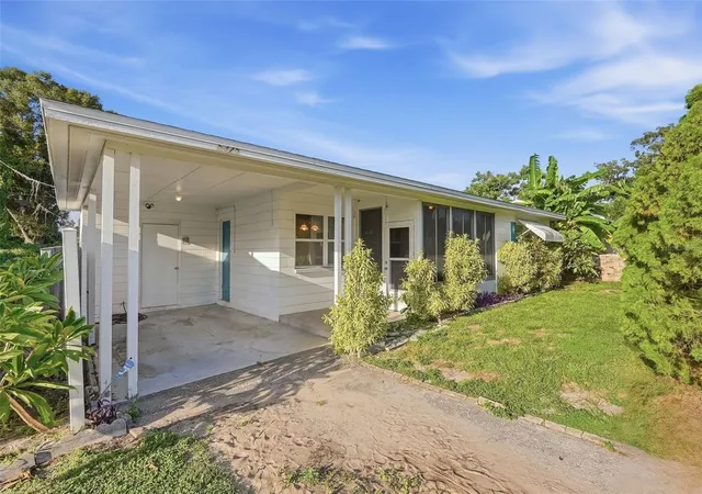 Photo 1 of Single family home for sale at 5375 49th Avenue N, Saint Petersburg, FL 33709 | MLS# A4707136 | Listing updated on 2026-09-29