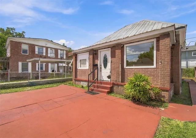 Photo 3 of Multi family home for sale at 2402 N Highland Ave, Tampa, FL 33602 | MLS# TB8551435 | Listing updated on 2026-09-25