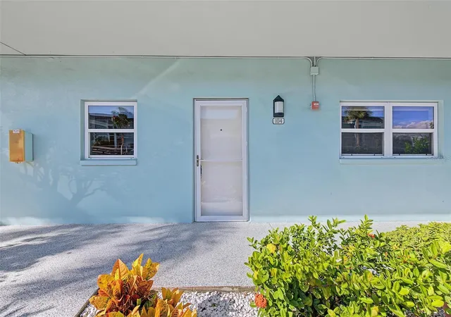 Photo 2 of Condo for sale at 7 Dunoon Pl #104, Dunedin, FL 34698 | MLS# TB8551436 | Listing updated on 2026-09-29