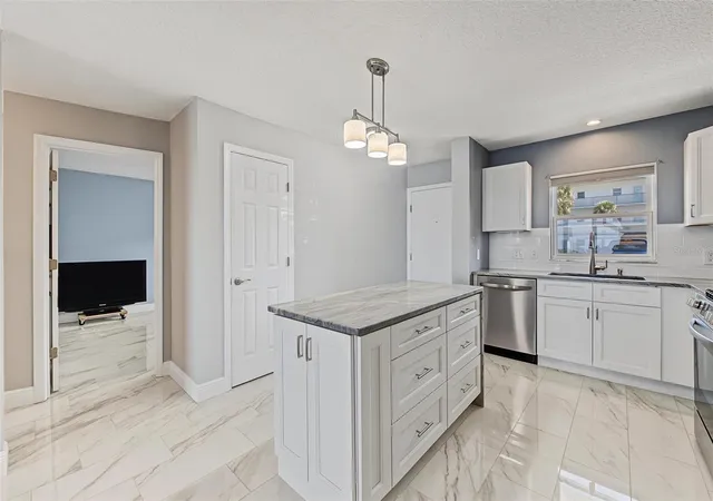 Photo 3 of Condo for sale at 7 Dunoon Pl #104, Dunedin, FL 34698 | MLS# TB8551436 | Listing updated on 2026-09-29
