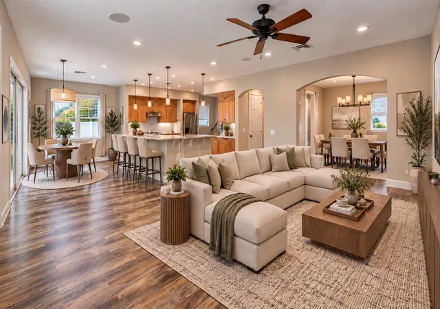 Photo 3 of Single family home for sale at 832 Golfview St, Orlando, FL 32804 | MLS# R4912056 | Listing updated on 2026-10-05