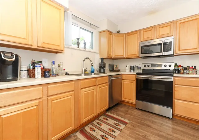 Photo 3 of Condo for sale at 570 Orange Dr #51, Altamonte Springs, FL 32701 | MLS# O6444178 | Listing updated on 2026-09-24
