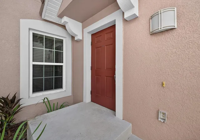 Photo 2 of Condo for sale at 8348 Bella Tierra Ct, Davenport, FL 33896 | MLS# O6444179 | Listing updated on 2026-09-25