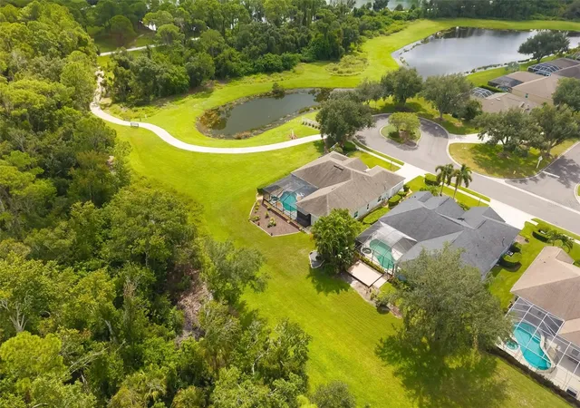 Photo 4 of Single family home for sale at 12223 Summer Meadow Dr, Lakewood Ranch, FL 34202 | MLS# A4707142 | Listing updated on 2026-10-05