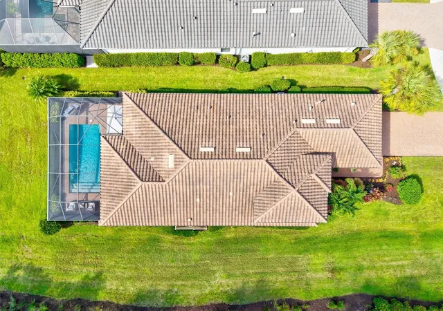 Photo 3 of Single family home for sale at 4736 Trento Pl, Bradenton, FL 34211 | MLS# A4707146 | Listing updated on 2026-10-21