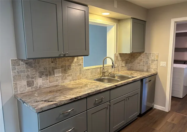 Photo 4 of Sale Pending at 14 N Jefferson St, Beverly Hills, FL 34465 | MLS# TB8551454 | Listing updated on 2026-10-06