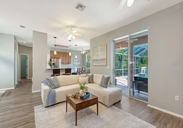 Photo 4 of Single family home for sale at 17618 White Tail Ct, Parrish, FL 34219 | MLS# A4707148 | Listing updated on 2026-10-25