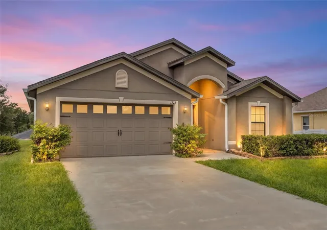 Photo 1 of Single family home for sale at 1528 E Falmouth Ave, Deltona, FL 32725 | MLS# V4951452 | Listing updated on 2026-10-08