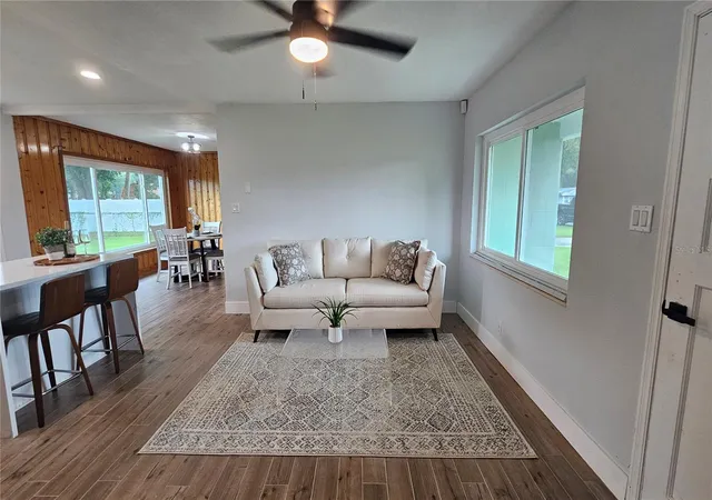 Photo 3 of Single family home for sale at 1806 E Linda St, Plant City, FL 33563 | MLS# TB8551459 | Listing updated on 2026-09-24