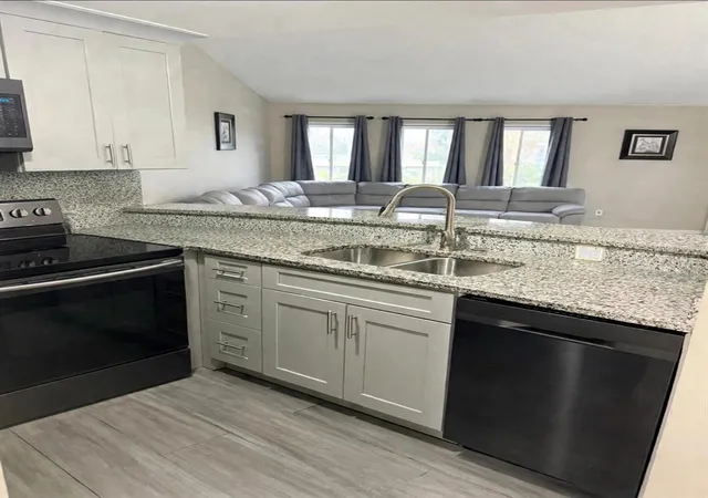 Photo 4 of Condo for sale at 2532 Woodgate Blvd #207, Orlando, FL 32822 | MLS# S5158165 | Listing updated on 2026-10-10