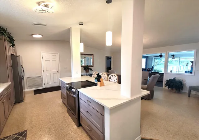 Photo 2 of Single family home for sale at 137 Midway Is, Clearwater Beach, FL 33767 | MLS# TB8551463 | Listing updated on 2026-10-06