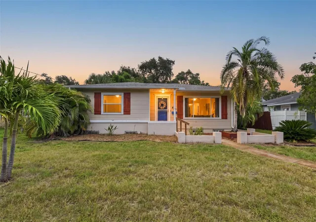 Photo 1 of Single family home for sale at 443 Park St N, Saint Petersburg, FL 33710 | MLS# TB8551464 | Listing updated on 2026-10-22