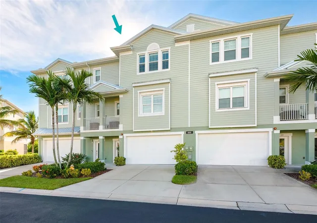 Photo 1 of Townhouse for sale at 10301 Coral Landings Ct #104, Placida, FL 33946 | MLS# D6148908 | Listing updated on 2026-10-02