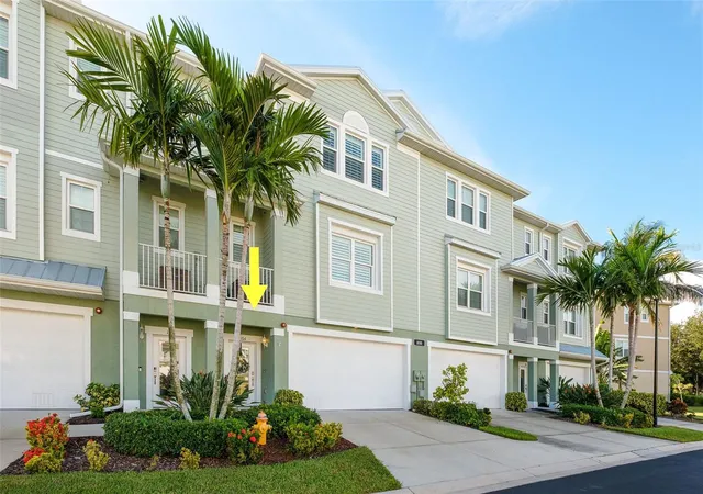 Photo 2 of Townhouse for sale at 10301 Coral Landings Ct #104, Placida, FL 33946 | MLS# D6148908 | Listing updated on 2026-10-02