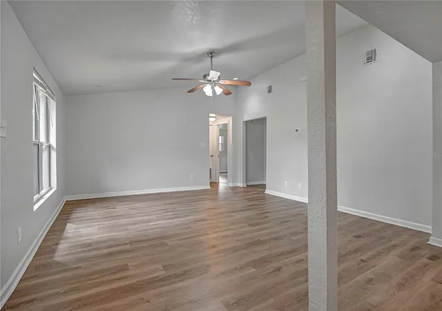 Photo 4 of Single family home for sale at 3724 Washington St, Sanford, FL 32771 | MLS# O6444202 | Listing updated on 2026-10-01