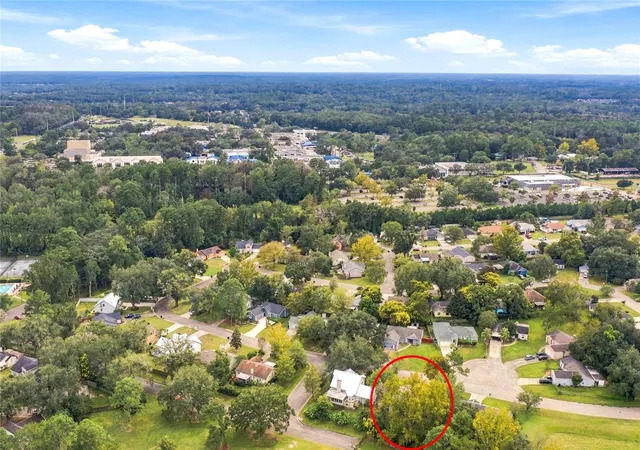 Photo 2 of Single family home for sale at 8630 Nw 35th Road, Gainesville, FL 32606 | MLS# GC543735 | Listing updated on 2026-10-06
