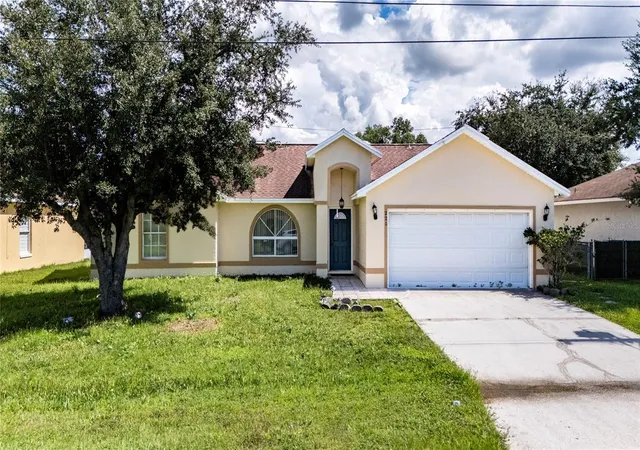 Photo 2 of Sale Pending at 221 Chadworth Dr, Kissimmee, FL 34758 | MLS# S5158169 | Listing updated on 2026-09-28