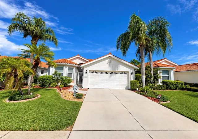 Photo 1 of Single family home for sale at 4861 Summertree Rd, Venice, FL 34293 | MLS# A4707156 | Listing updated on 2026-09-24