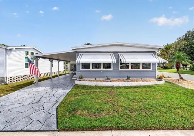 Manufactured home for sale at 818 Forest Hills Dr E, LAKELAND, FL 33809 | MLS# L4965291