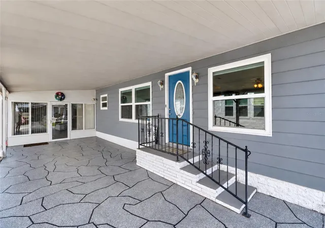 Photo 3 of Manufactured home for sale at 818 Forest Hills Dr E, Lakeland, FL 33809 | MLS# L4965291 | Listing updated on 2026-09-24