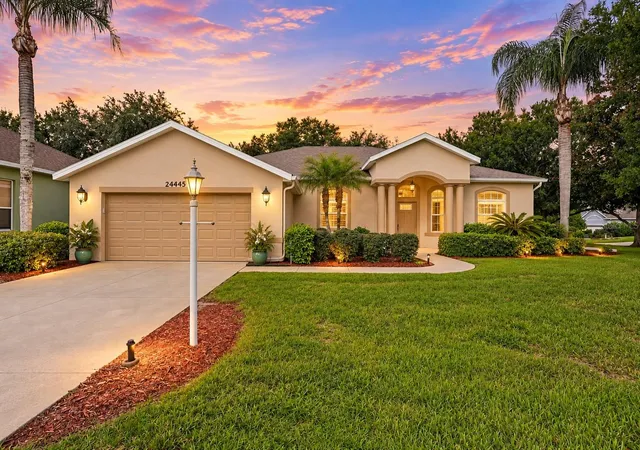 Single family home for sale at 24445 Madewood Ave, LEESBURG, FL 34748 | MLS# G5118174