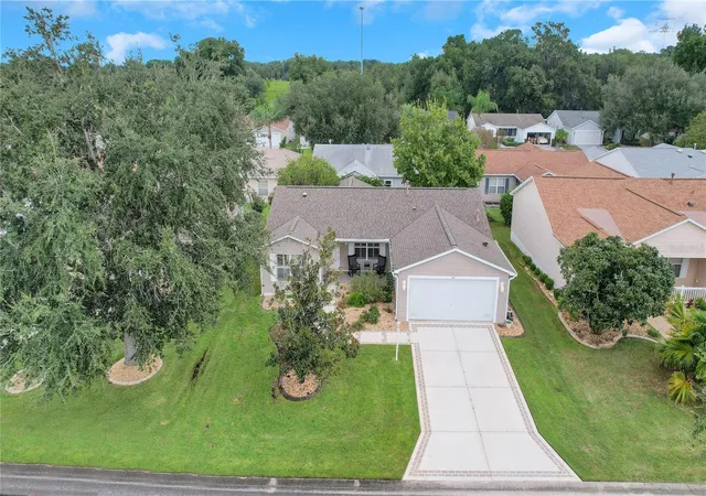 Single family home for sale at 299 Jefferson Ln, THE VILLAGES, FL 32162 | MLS# G5118175
